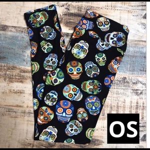 LulaRoe Creepin It Real Leggings